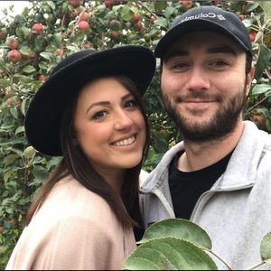 Meet your Posher, Katelyn